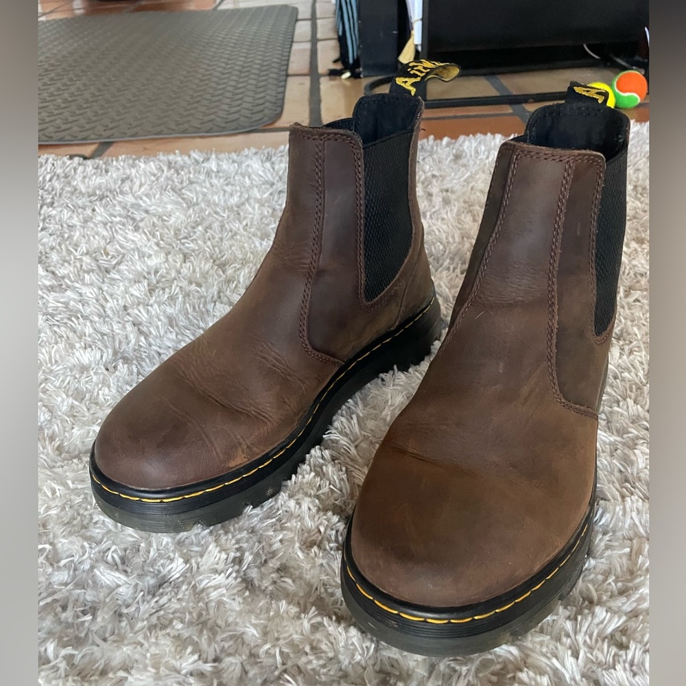 Dr. Martens Chelsea boots